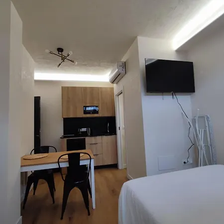 Ama Madrid Metropolitano 01 Apartment Exterior photo