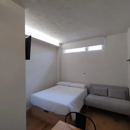Ama Madrid Metropolitano 01 Apartment Exterior photo